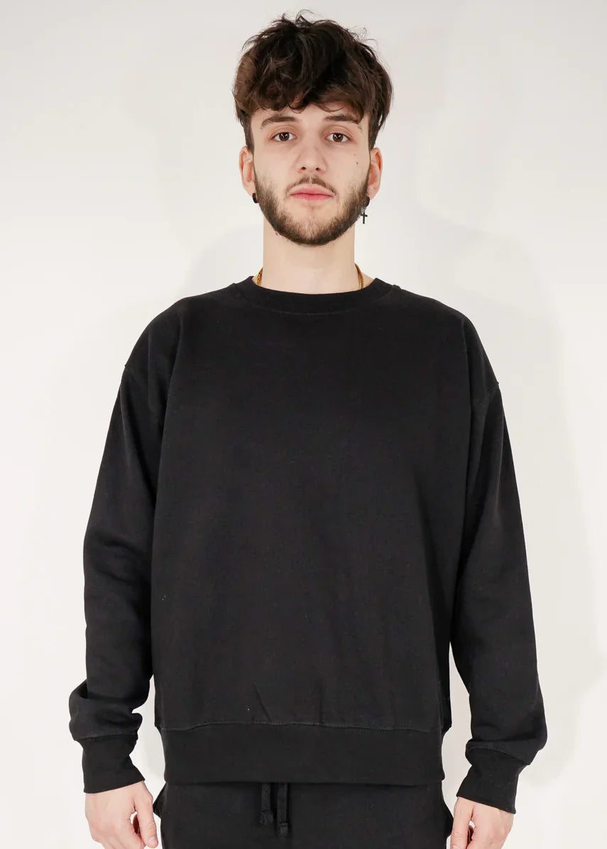Black Heavy Blend Fleece Crew Neck Sweatshirt