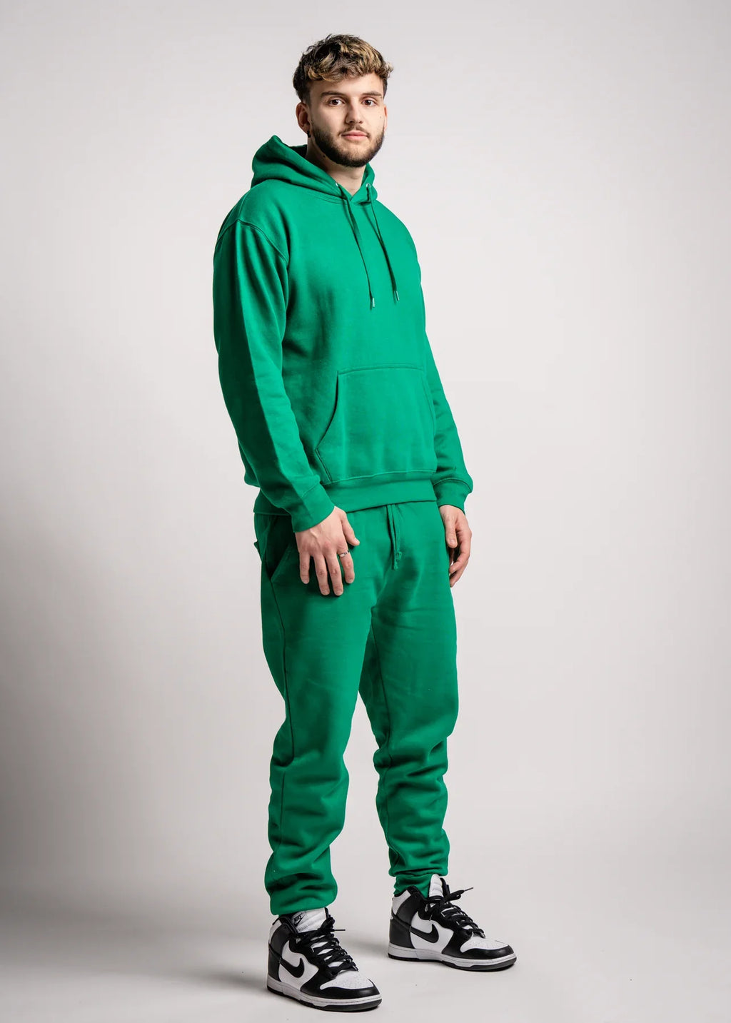 10 OZ Kelly Green Heavy Blend Fleece Sweatsuit